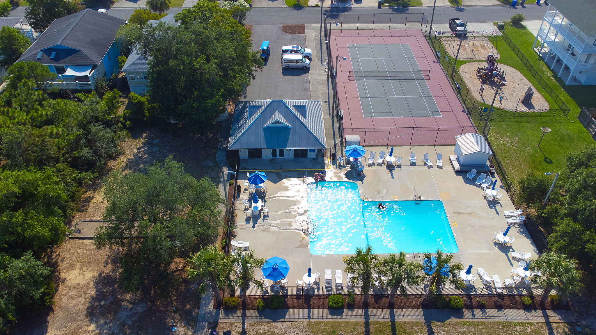 921 Whitecaps Lane