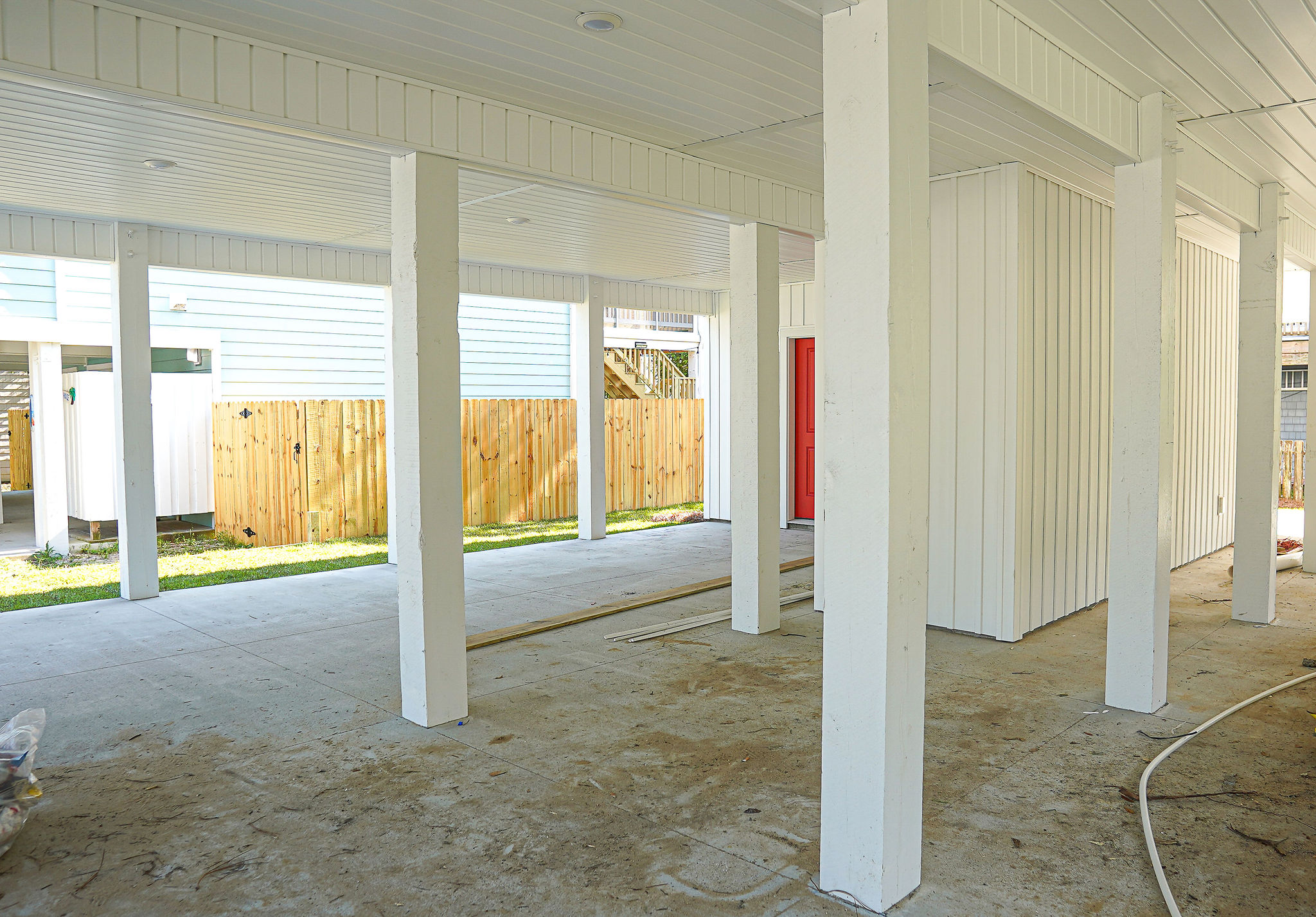 921 Whitecaps Lane