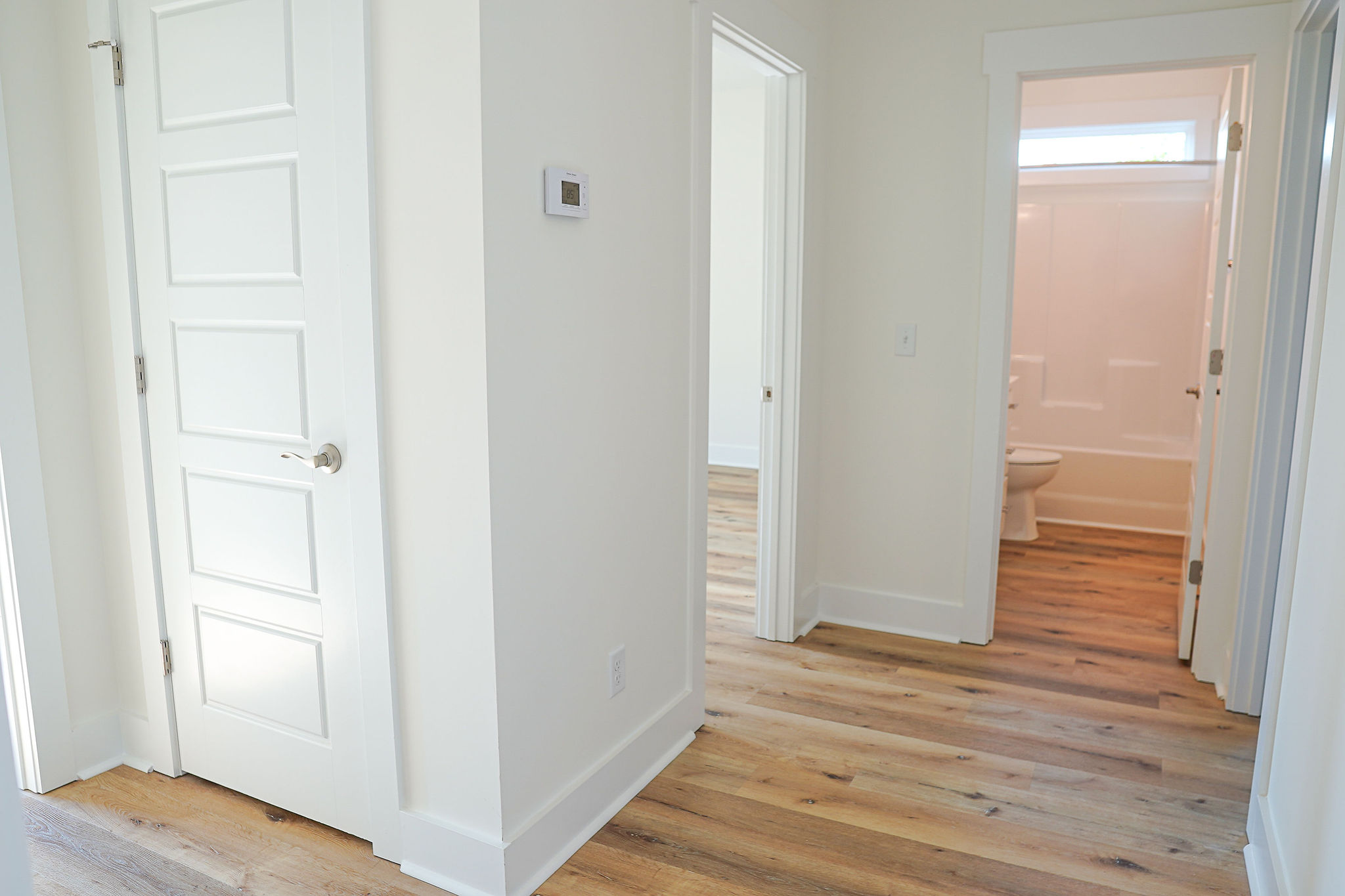 921 Whitecaps Lane