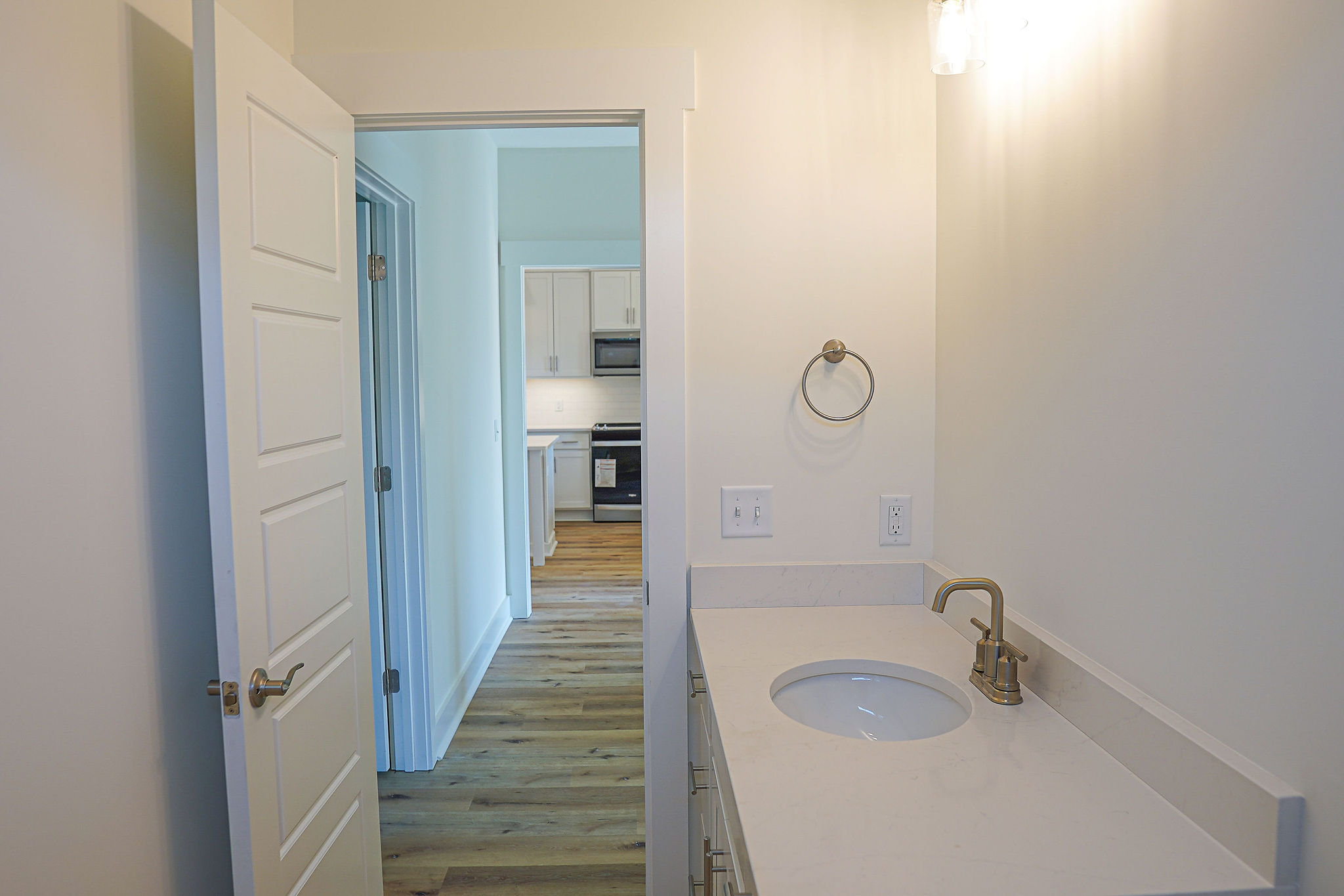 921 Whitecaps Lane